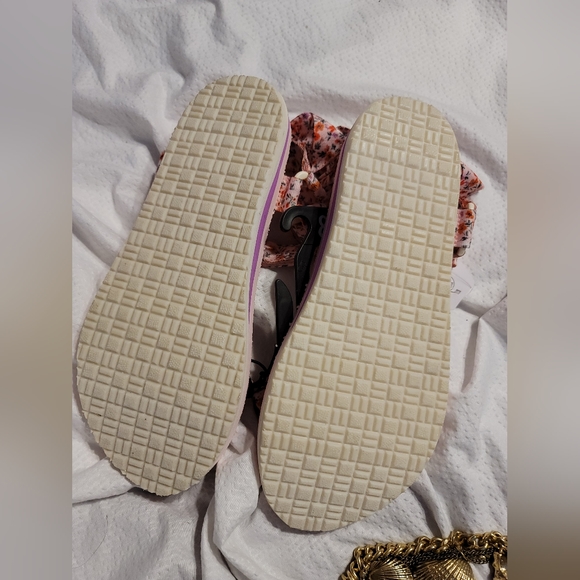 NWT BOW BACK FLIRTY WALKING VELCRO COMFORT SANDAL BOHO SIZE 8 - Picture 4 of 6